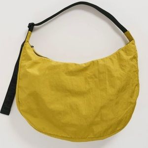 Baggu Large Nylon Crescent Bag in Lentil